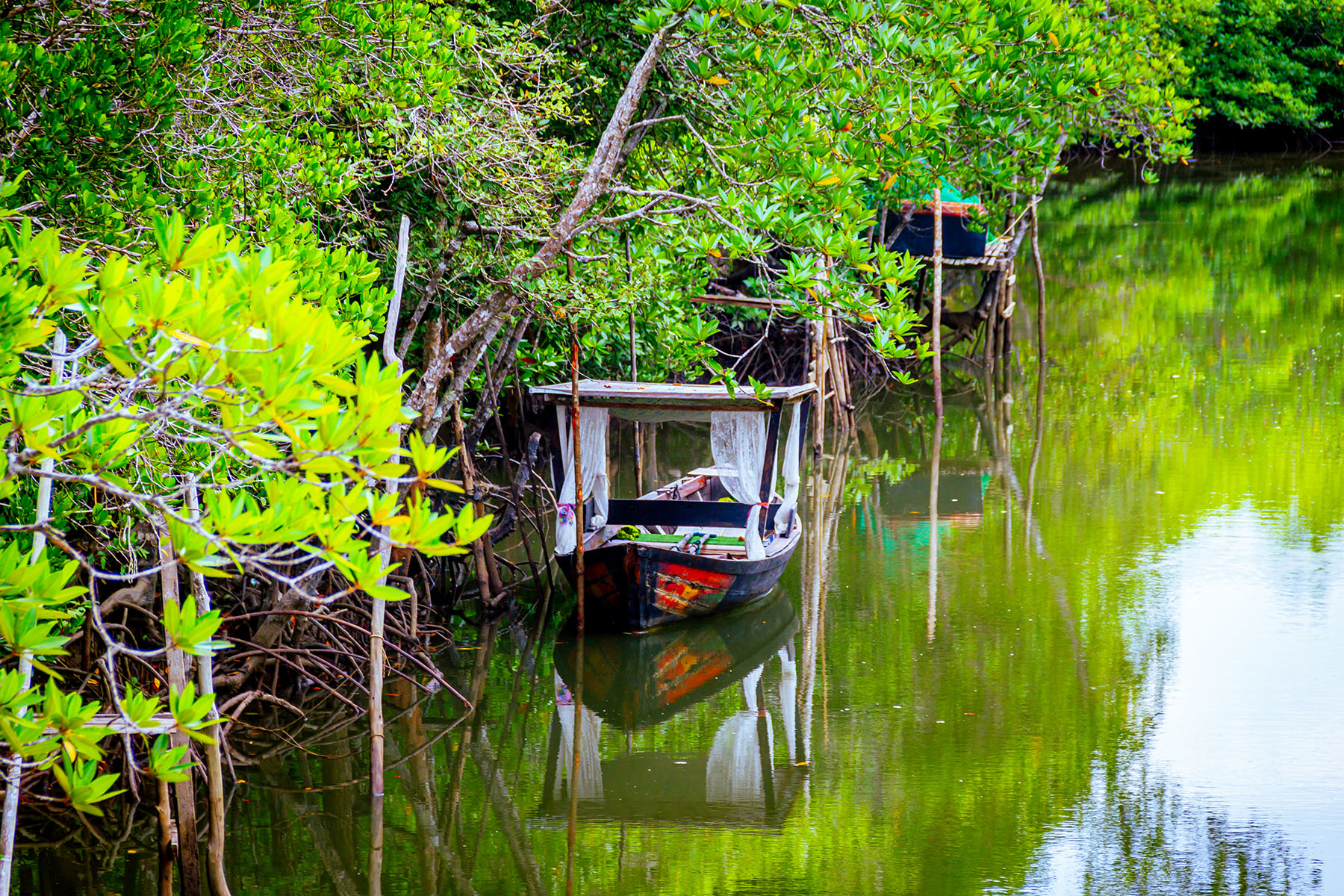 Koh Lanta island - About Panpurie Lanta real estate - Lanta Property Manangement panpurie property management Panpurie Property Management 02
