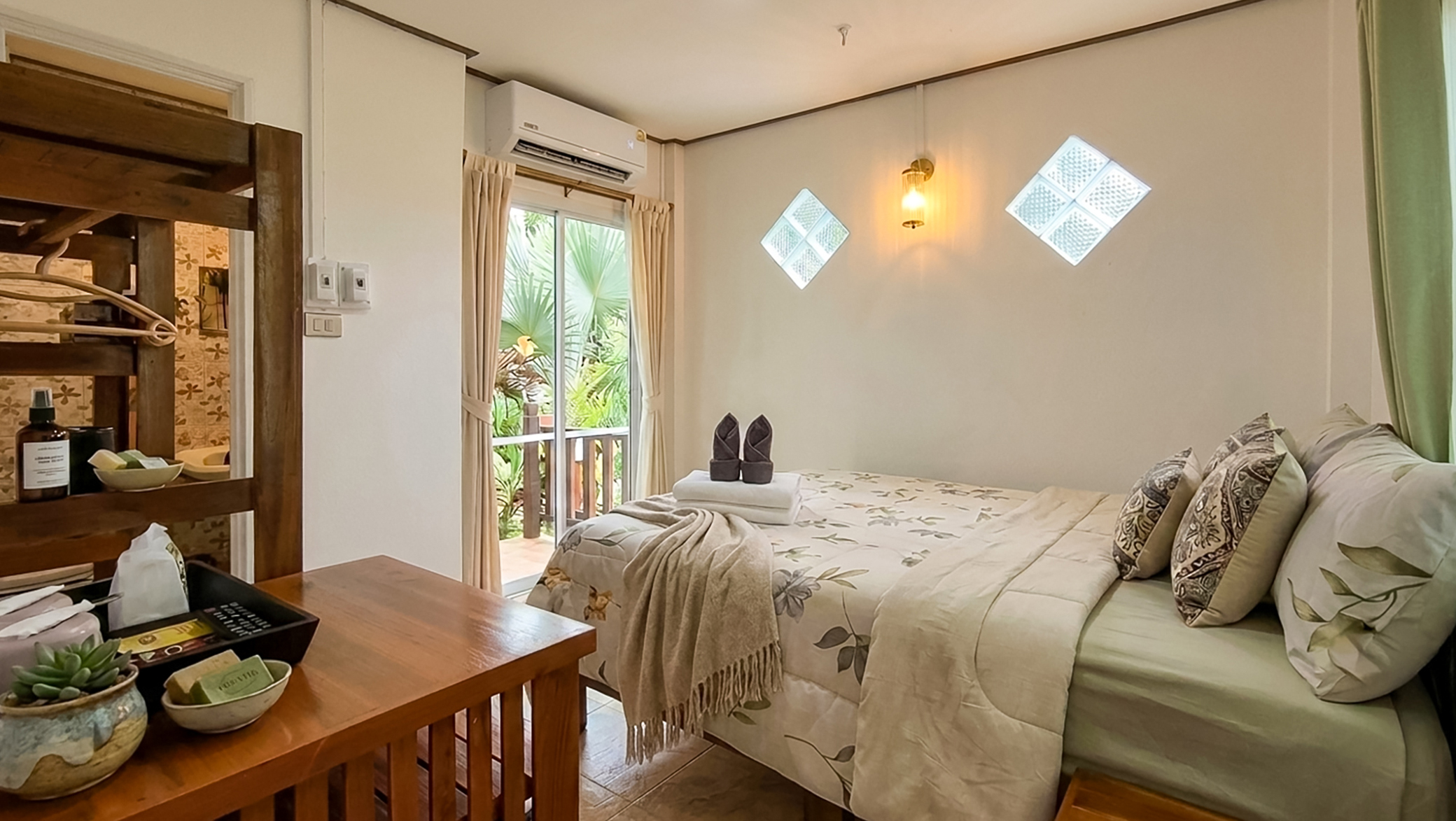 Stylish Cozy Double Room at Le Panpurie boutique hotel Koh Lanta